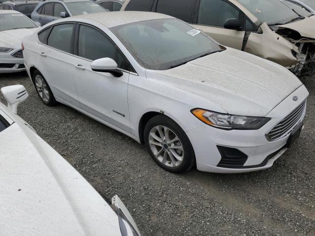  FORD FUSION 2019 Білий