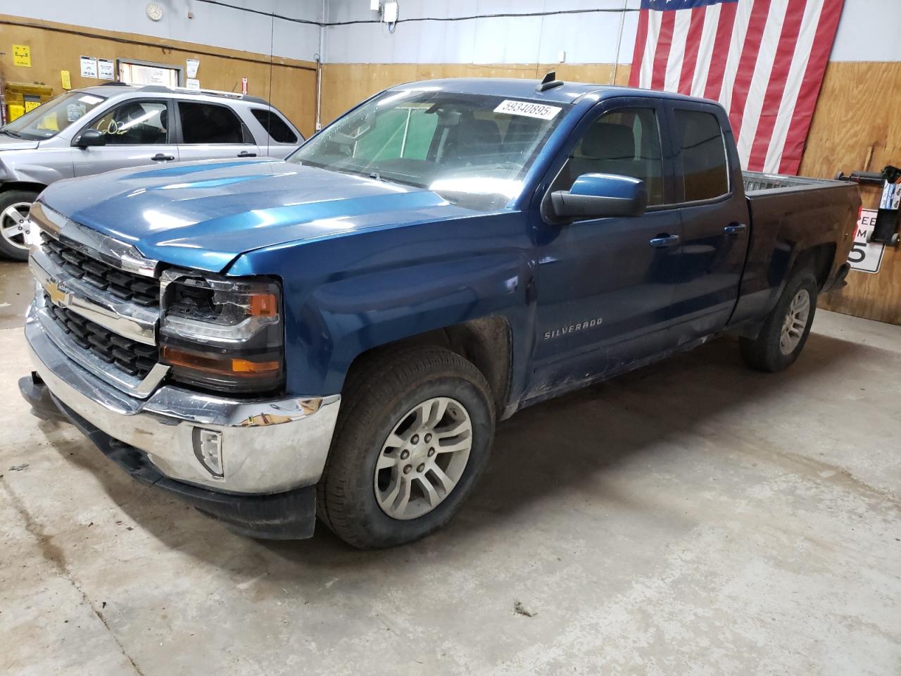 Kincheloe, MI에서 판매 중인 2017 Chevrolet Silverado K1500 Lt - Front End