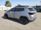 2018 Jeep Compass Latitude   zu verkaufen in Bakersfield, CA - Front End
