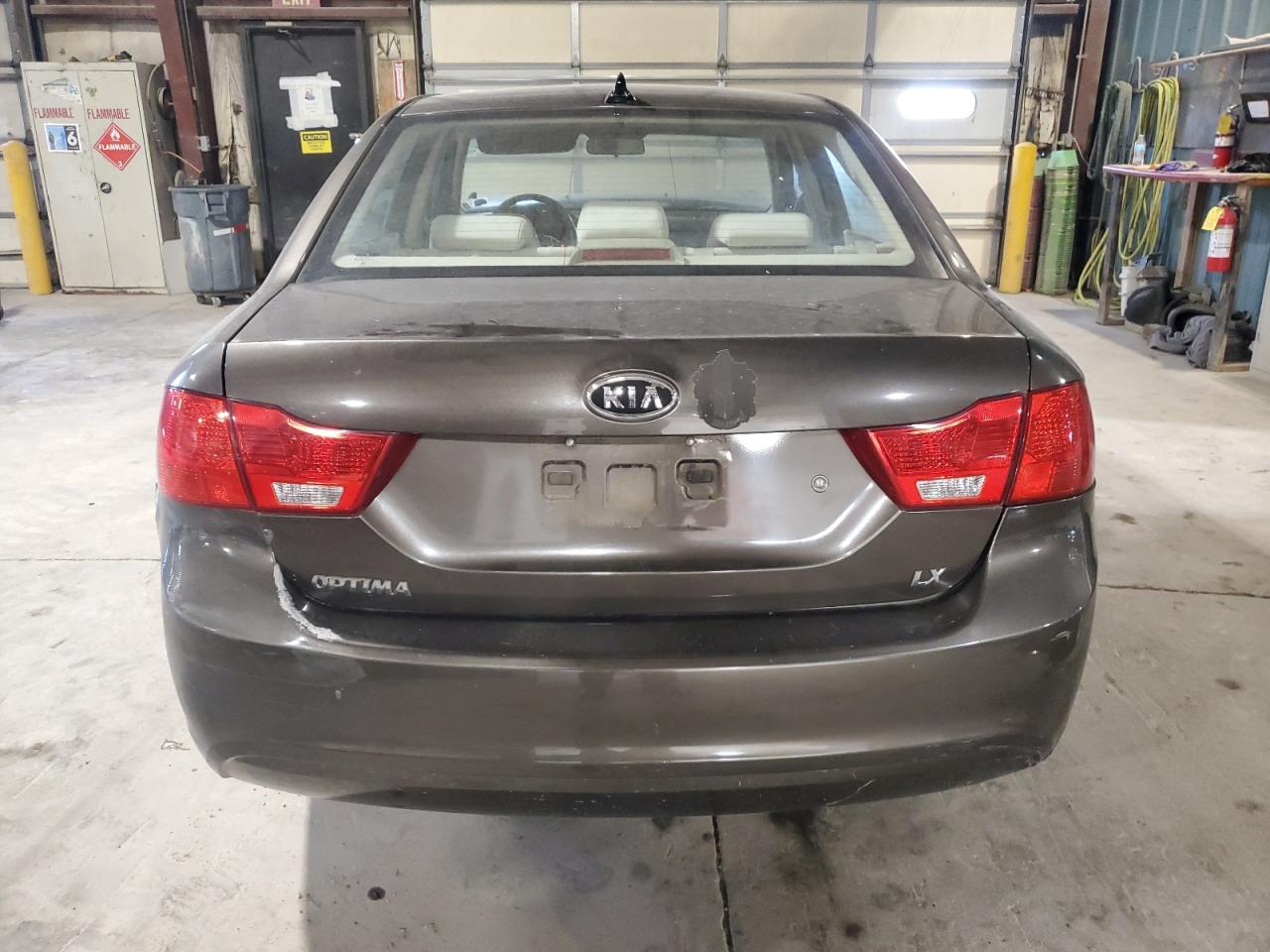 2009 Kia Optima Lx VIN: KNAGE228995306769 Lot: 62169505