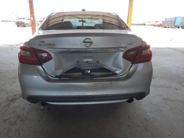  NISSAN ALTIMA 2018 Srebrny