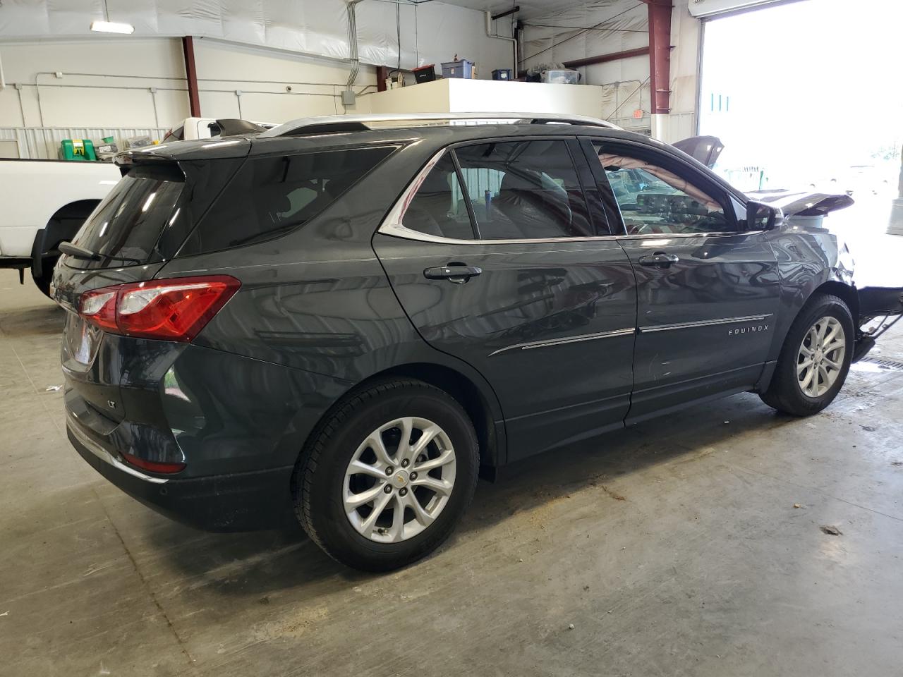 2GNAXJEV8J6236213 CHEVROLET EQUINOX 2018