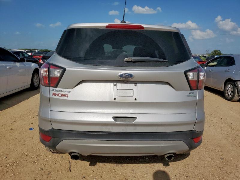  FORD ESCAPE 2017 Srebrny