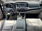 2017 Toyota Highlander Se   for Sale in Woodhaven, MI - Side