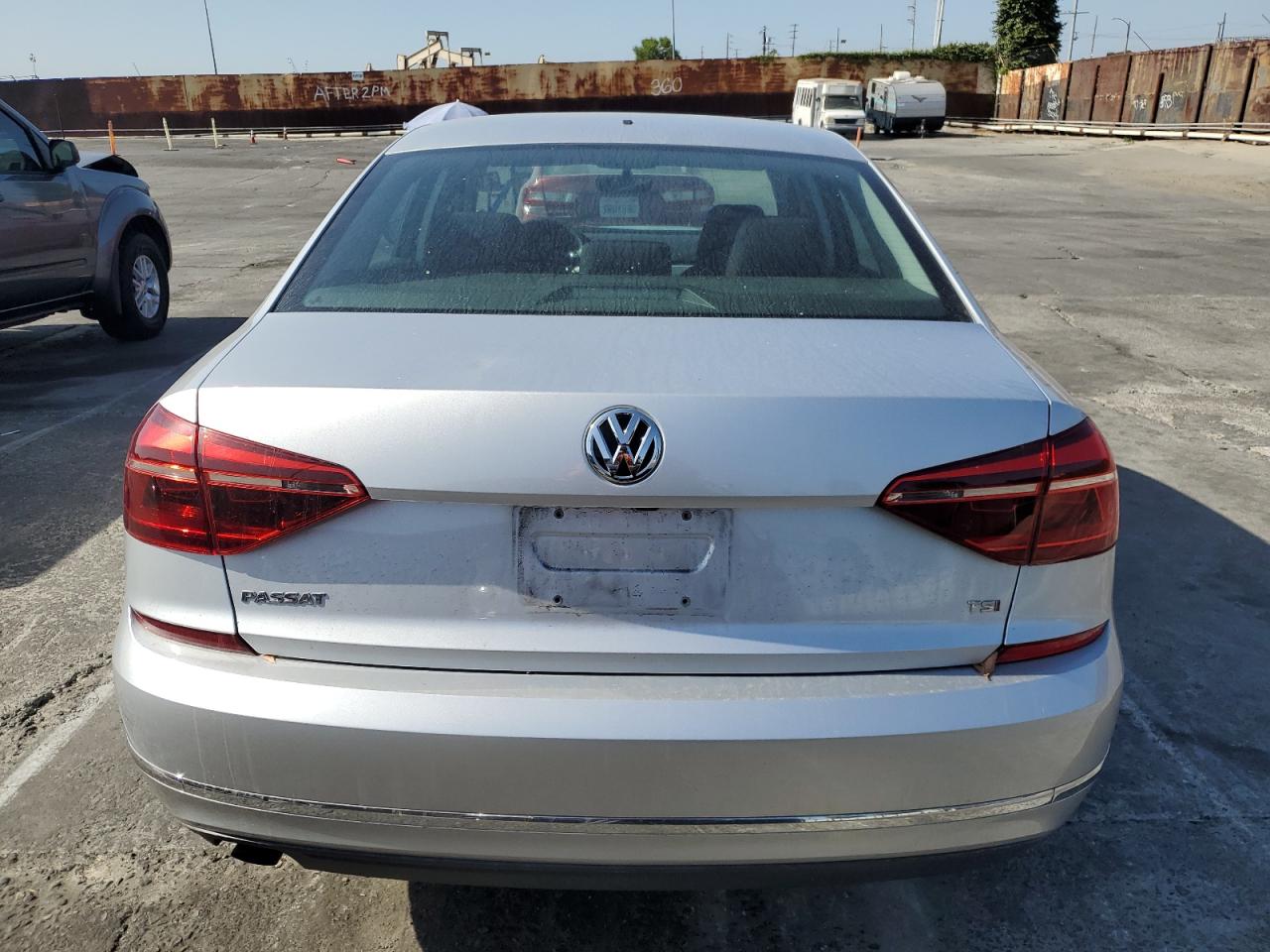 2018 Volkswagen Passat S VIN: 1VWAA7A37JC002148 Lot: 60721365