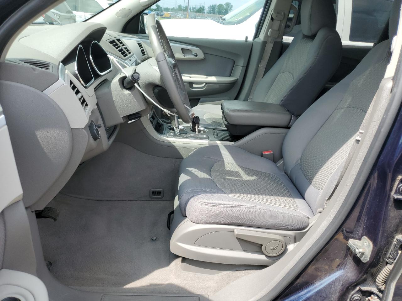 2011 Chevrolet Traverse Ls VIN: 1GNKRFED4BJ331682 Lot: 61165035
