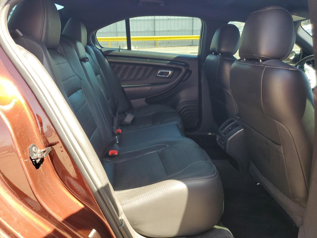 2015 Ford Taurus Sho VIN: 1FAHP2KT6FG145776 Lot: 61431035