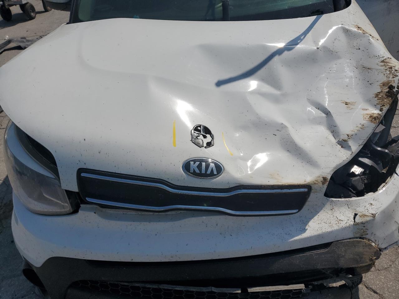 2018 Kia Soul VIN: KNDJN2A22J7563545 Lot: 62333475