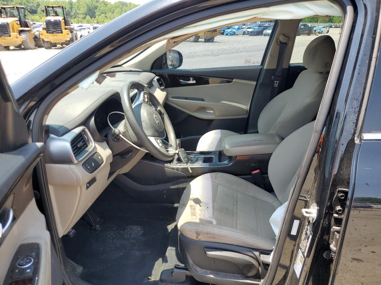 2020 Kia Sorento L VIN: 5XYPG4A37LG700476 Lot: 58919635