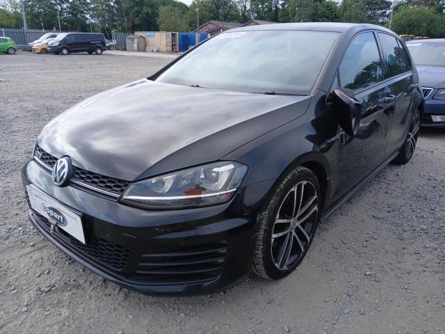 VOLKSWAGEN GOLF GTD 2015