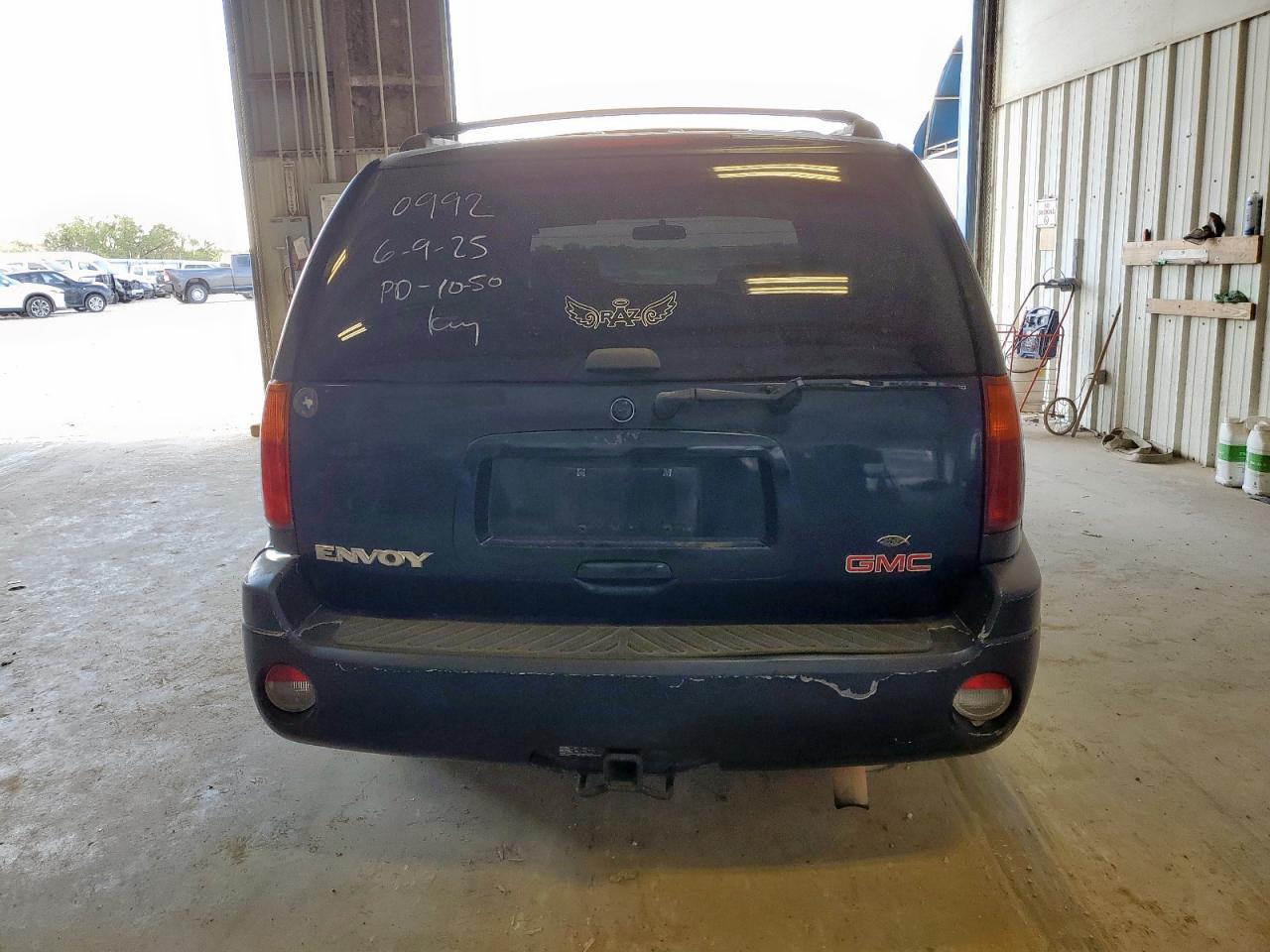 2003 GMC Envoy VIN: 1GKDS13S832130992 Lot: 62414165