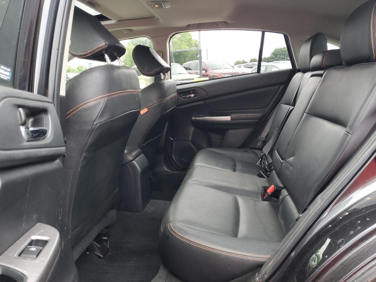 2016 Subaru Crosstrek Limited VIN: JF2GPALC8G8245549 Lot: 61209835