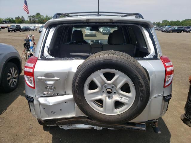  TOYOTA RAV4 2012 Серебристый