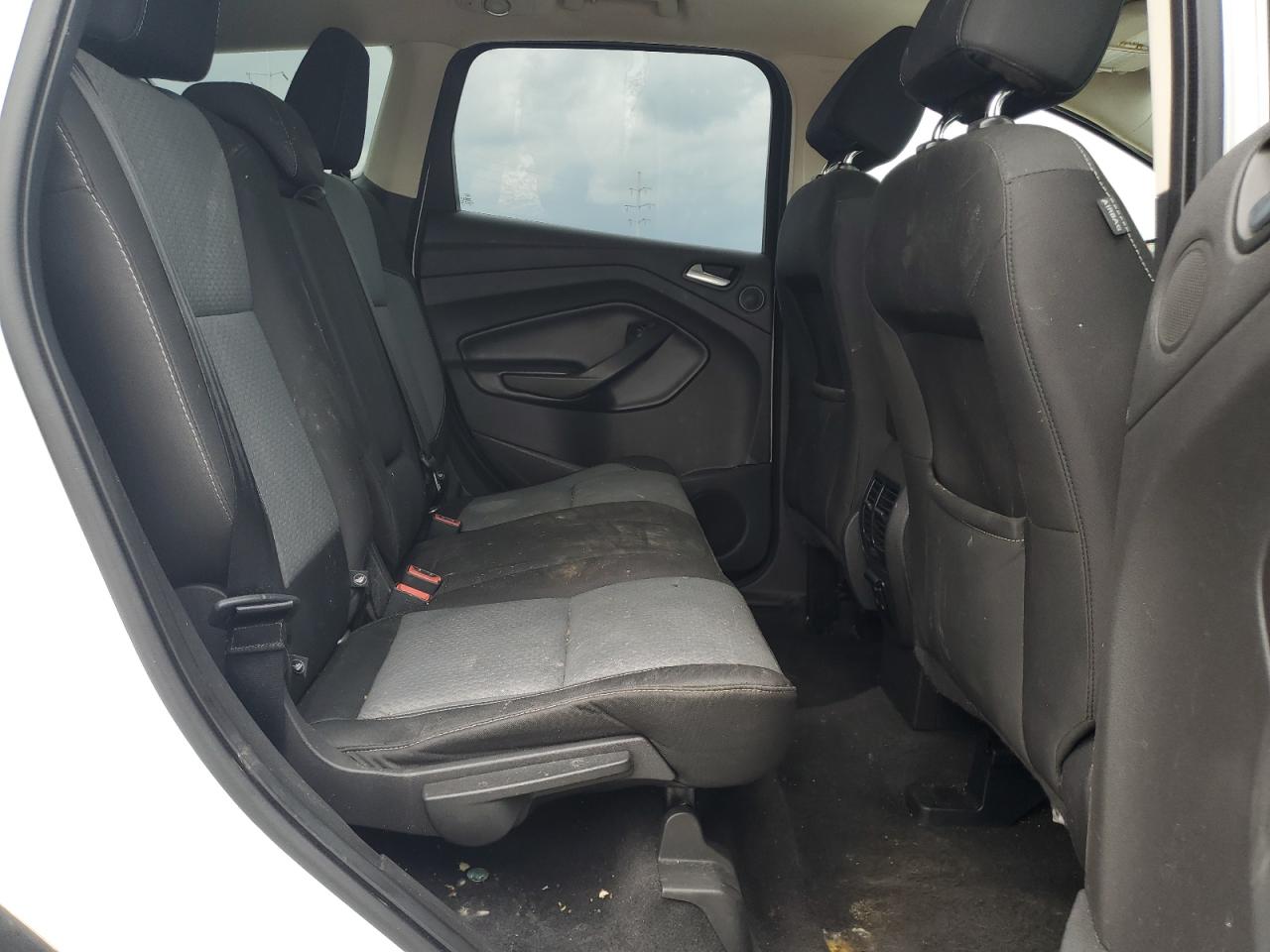 2017 Ford Escape Se VIN: 1FMCU9GDXHUA77781 Lot: 62142365