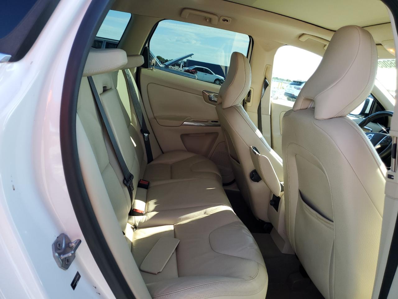 2014 Volvo Xc60 3.2 VIN: YV4952DL3E2507833 Lot: 62456005