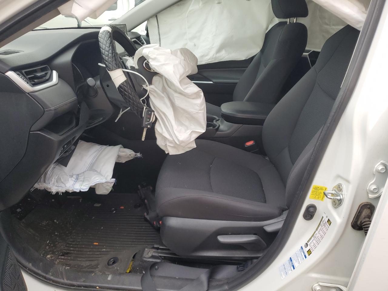 2T3F1RFV9MC204135 TOYOTA RAV4 2021