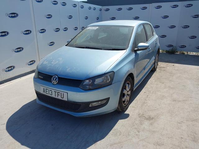 VOLKSWAGEN POLO BLUEM 2013
