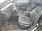 2014 Chrysler 300C Varvatos zu verkaufen in Woodhaven, MI - Rear End