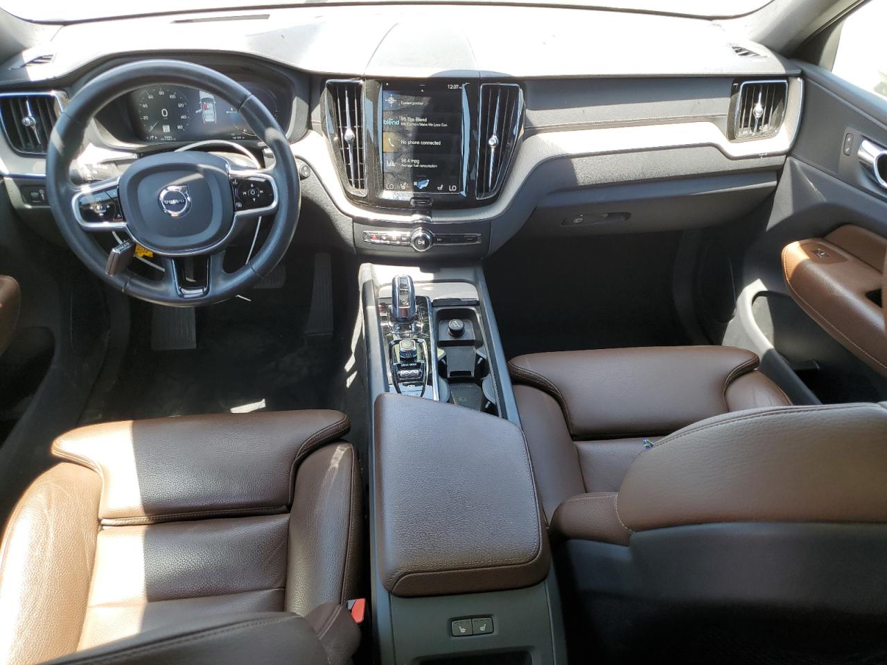 2018 Volvo Xc60 T8 Inscription VIN: LYVBR0DL5JB069550 Lot: 62908605