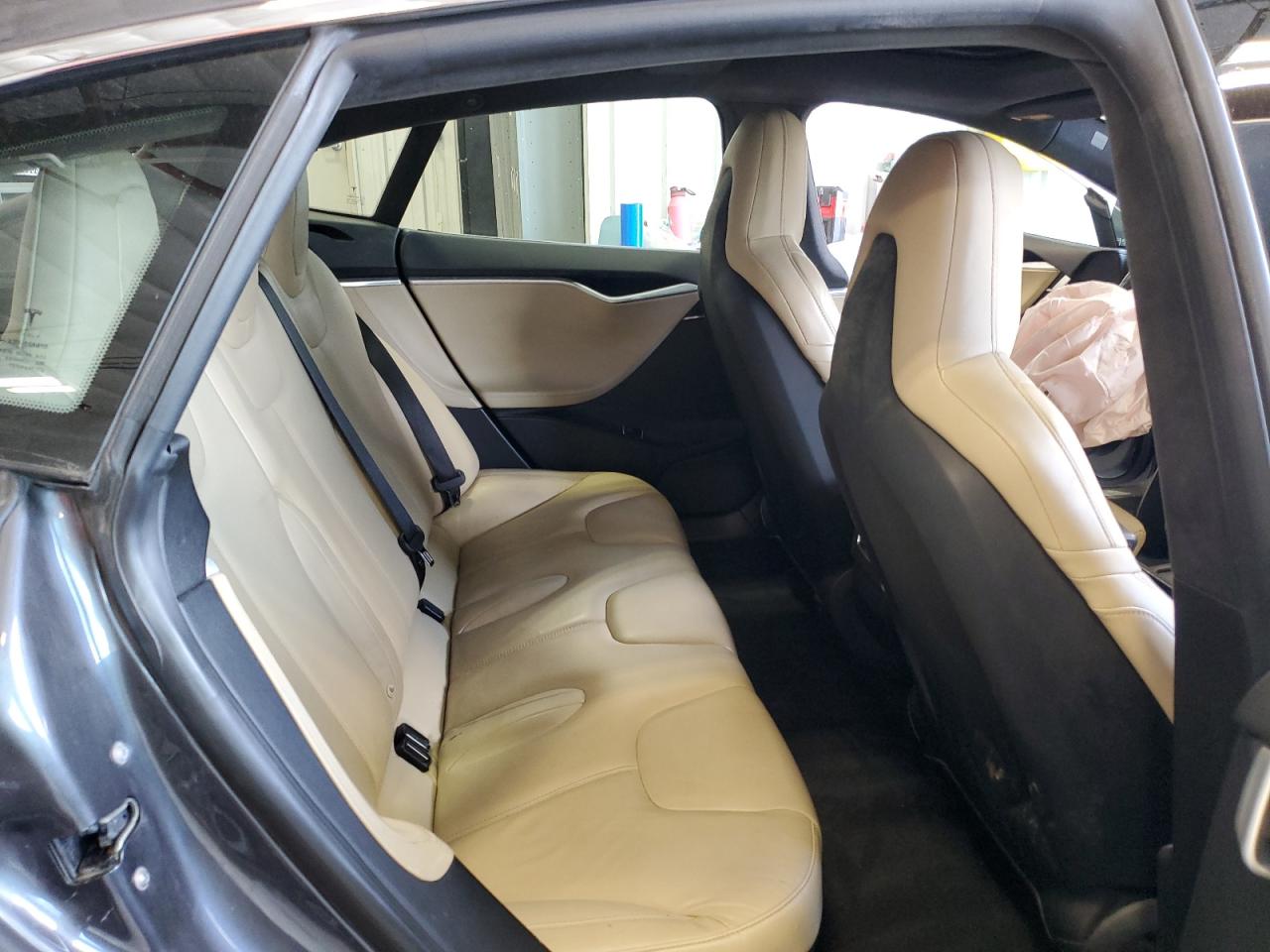 2016 Tesla Model S VIN: 5YJSA1E26GF126607 Lot: 61333845