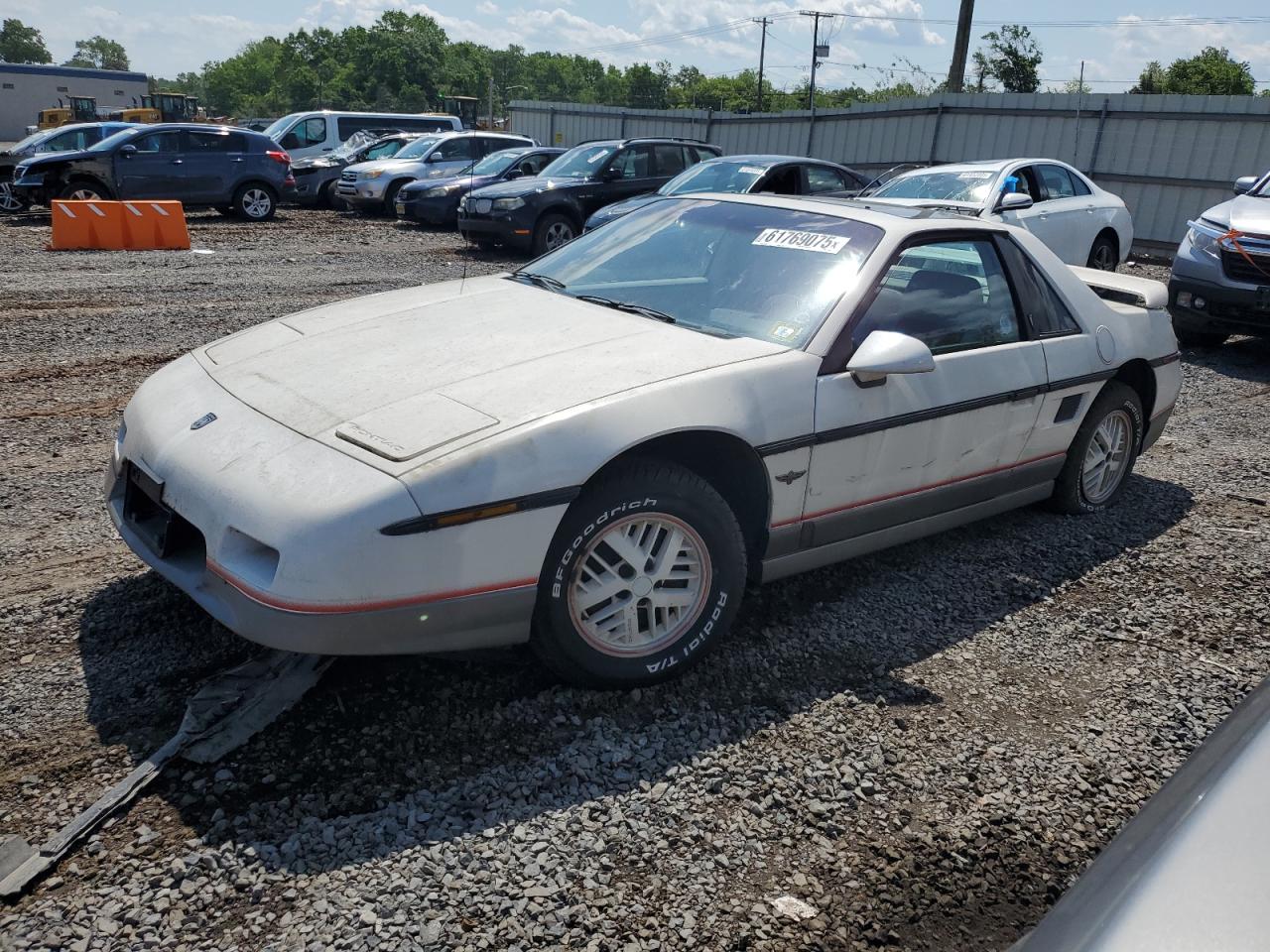 1984 Pontiac Fiero Se for Sale in Hillsborough, NJ - Minor Dent/Scratches