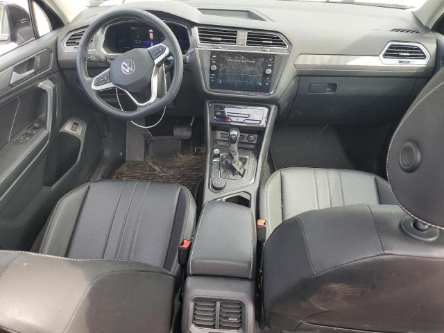  VOLKSWAGEN TIGUAN 2022 Чорний