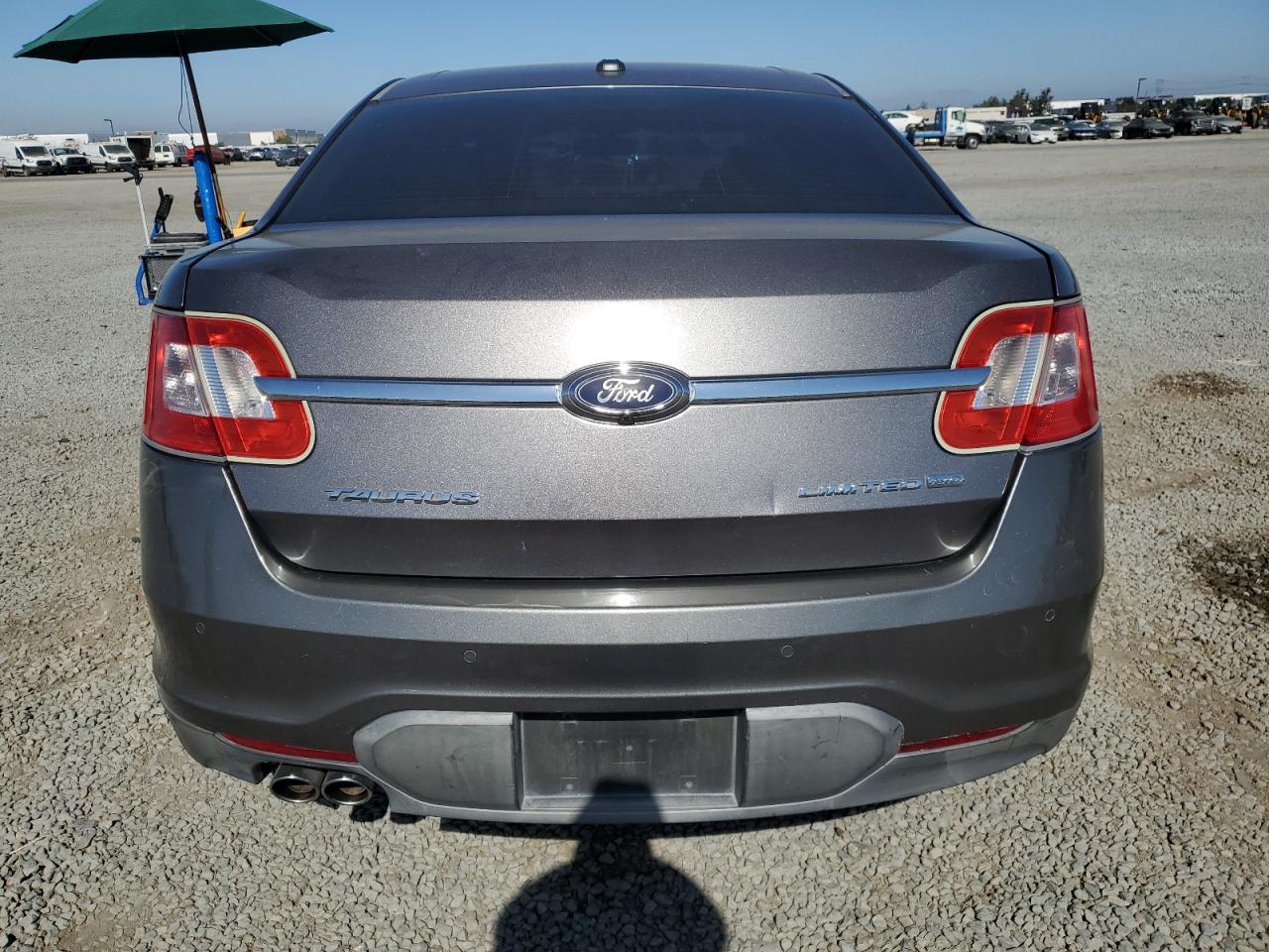 2011 Ford Taurus Limited VIN: 1FAHP2JW2BG162368 Lot: 62386595