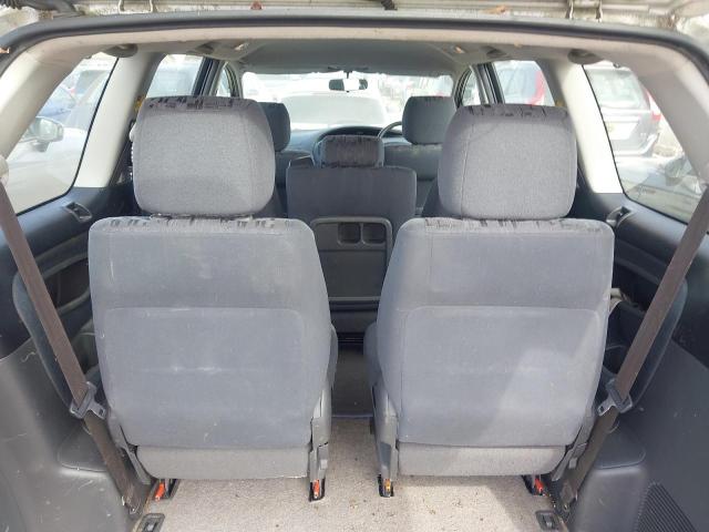 2006 TOYOTA PREVIA T2