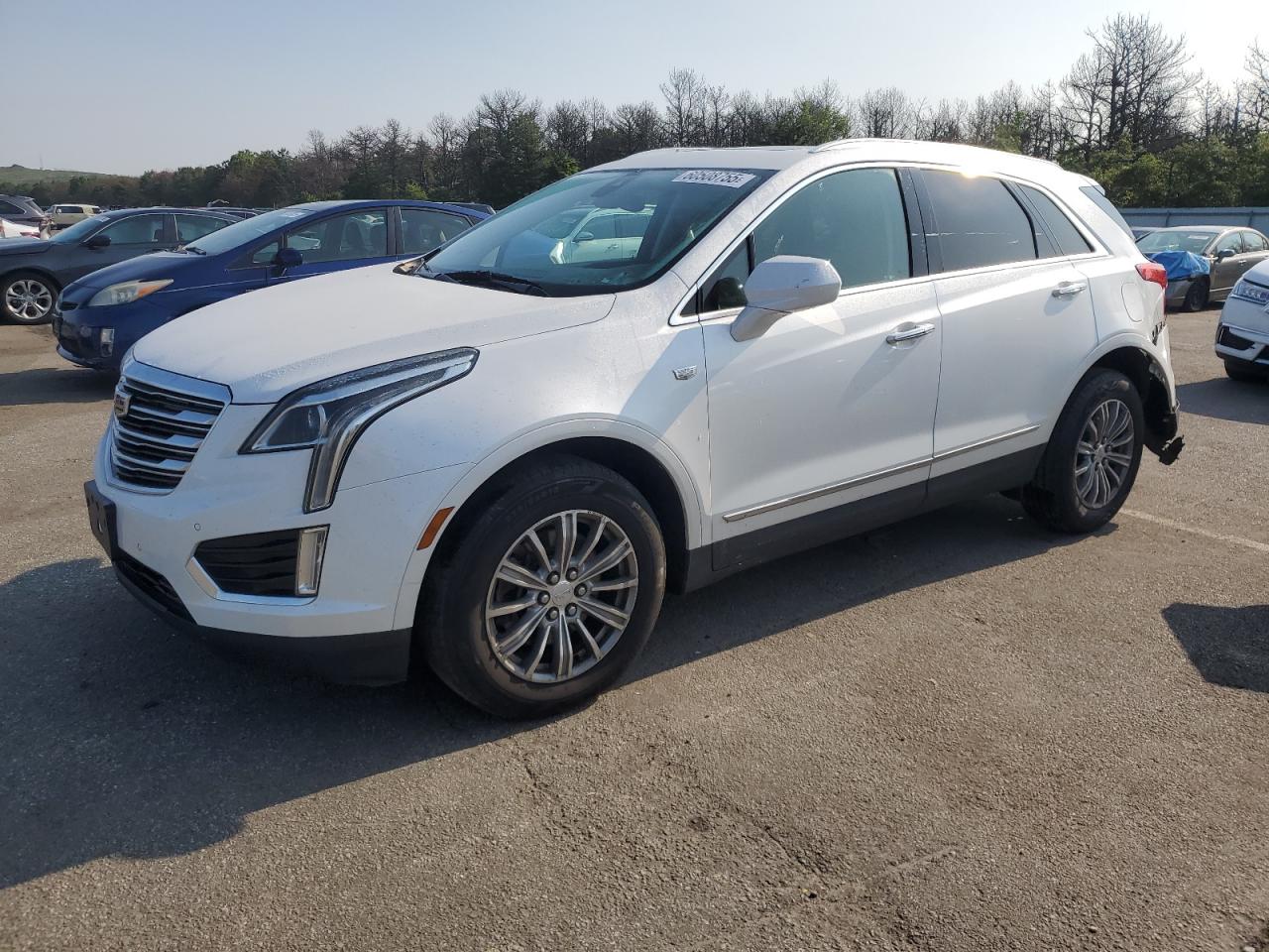 1GYKNBRS6HZ114158 CADILLAC XT5 Photo 1