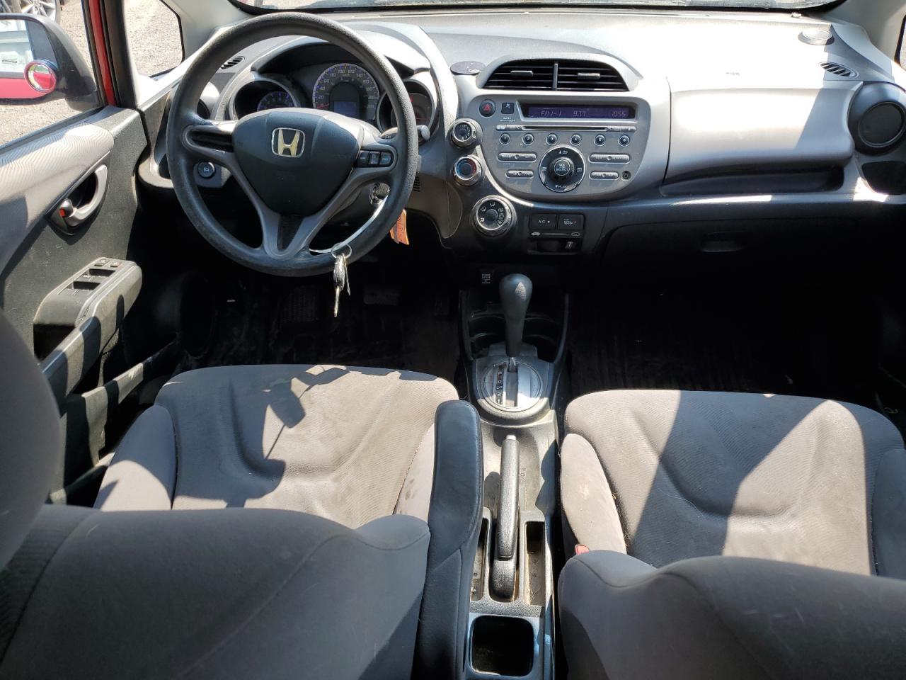 2010 Honda Fit Lx VIN: JHMGE8H59AC800650 Lot: 60332915
