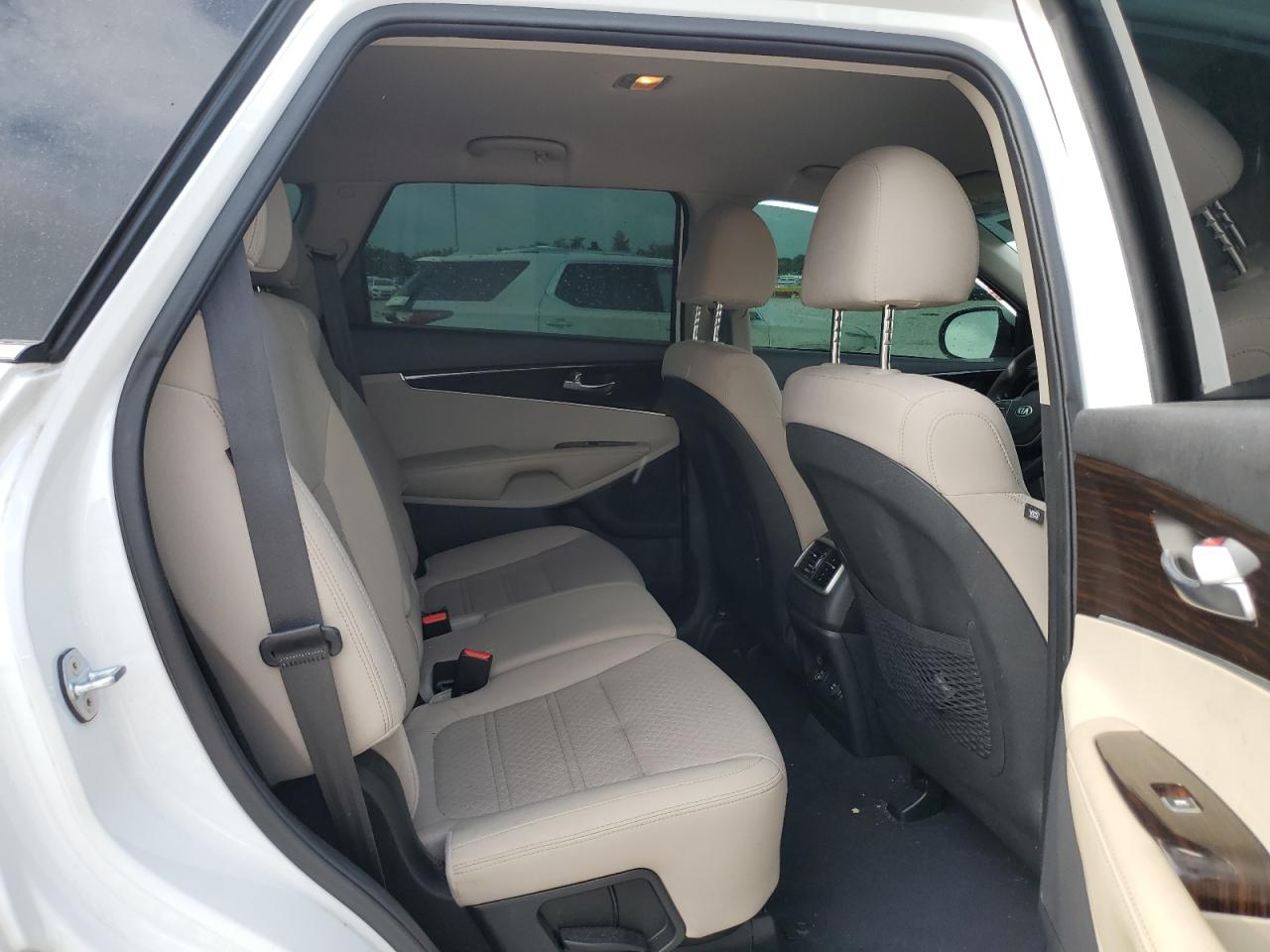 2018 Kia Sorento L VIN: 5XYPG4A36KG451439 Lot: 62737535