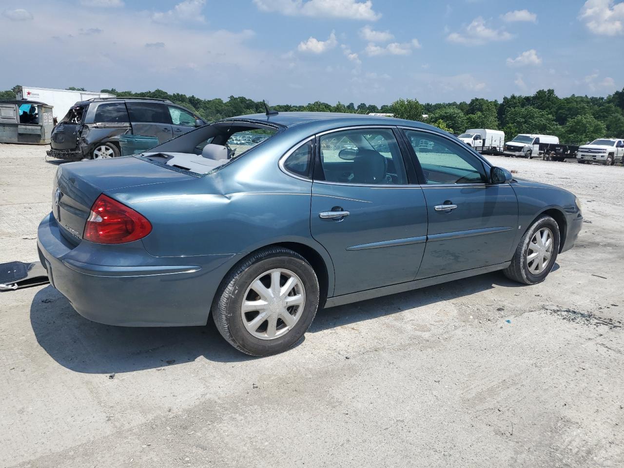 BUICK LACROSSE 2006 VIN 2G4WD582561127823 фото 3