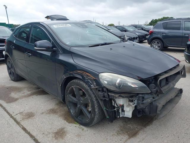 2013 VOLVO V40