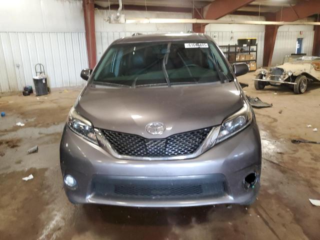 Minivans TOYOTA SIENNA 2016 Srebrny