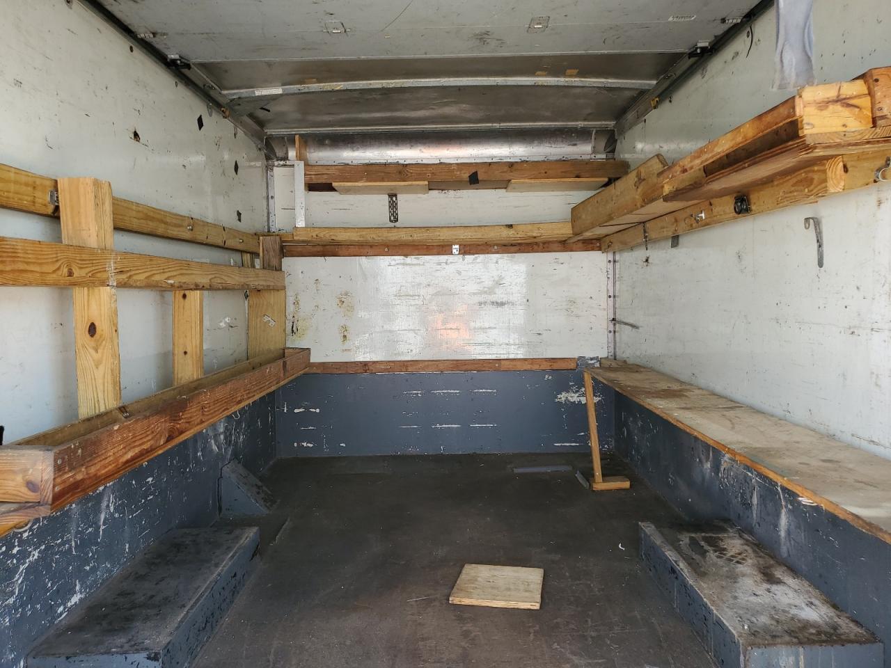 2004 GMC Savana Cutaway G3500 VIN: 1GDGG31V041901581 Lot: 60444945