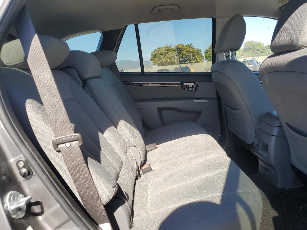 2010 Hyundai Santa Fe Gls VIN: 5NMSG3AB1AH395460 Lot: 62731655