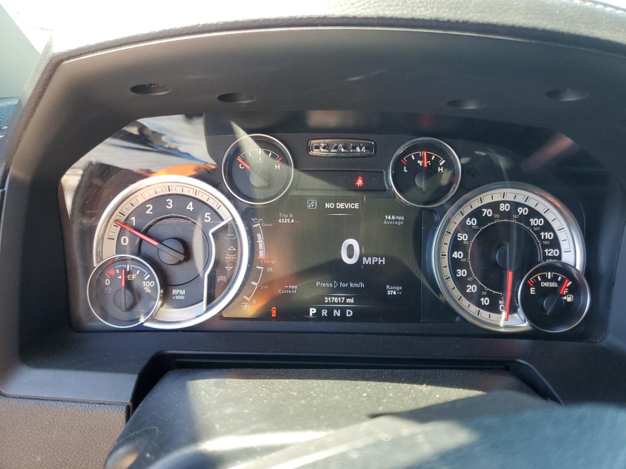 2017 Ram 2500 Laramie VIN: 3C6UR5FL6HG680393 Lot: 62330005