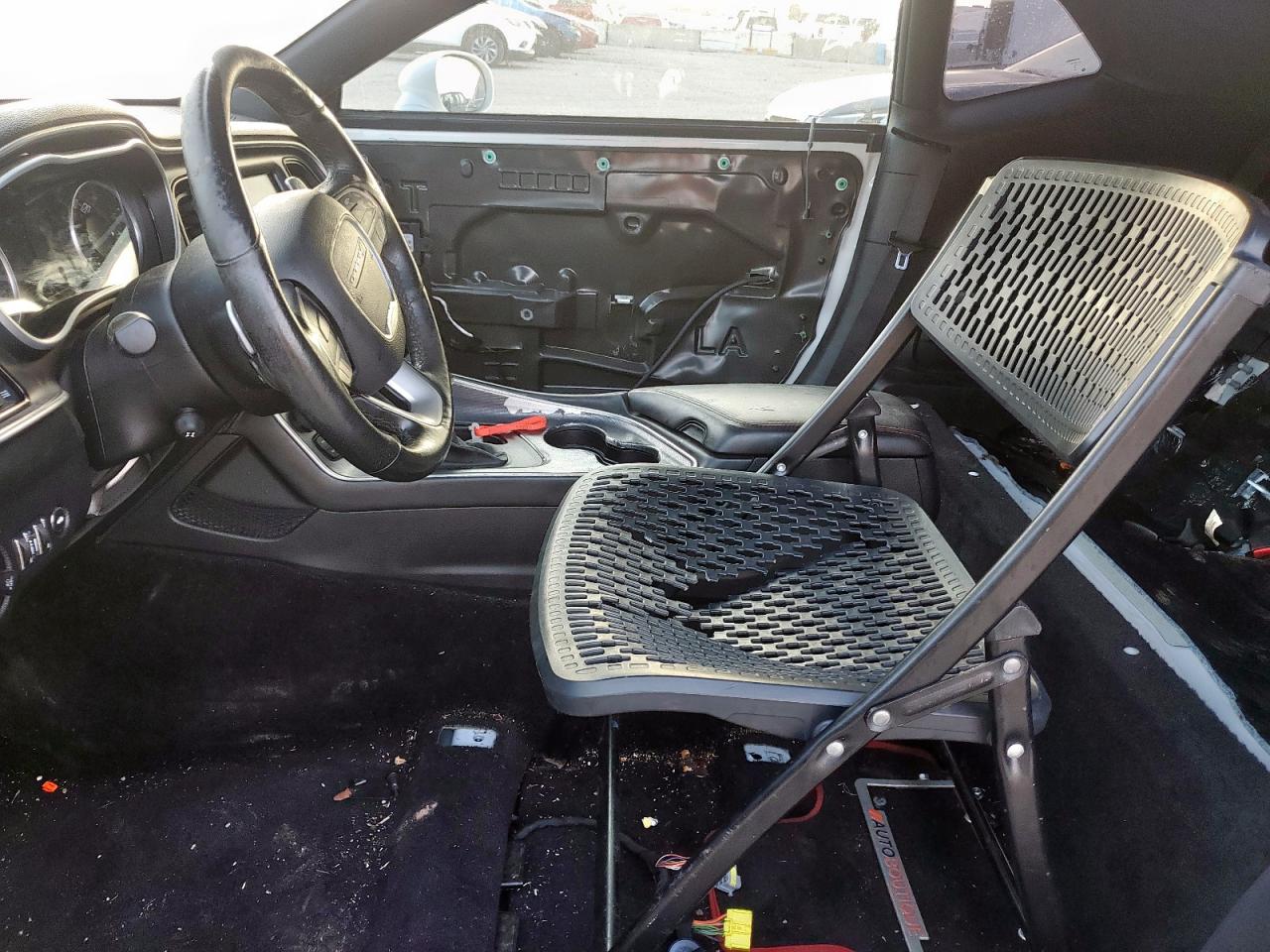 2016 Dodge Challenger R/T Scat Pack VIN: 2C3CDZFJXGH325576 Lot: 59818585