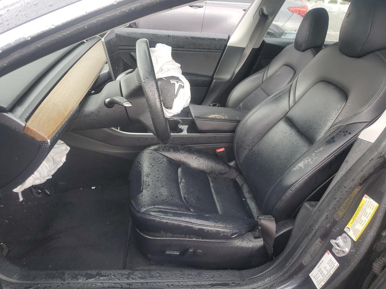 5yj3e1ea3jf048228 5YJ3E1EA3JF048228 2018 Tesla Model 3
