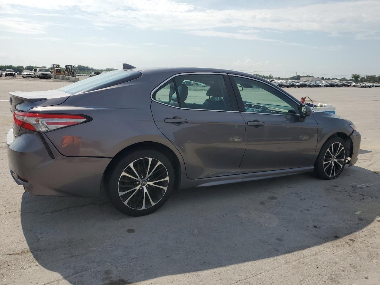 TOYOTA CAMRY 2019 VIN 4T1B11HK4KU167938 фото 3