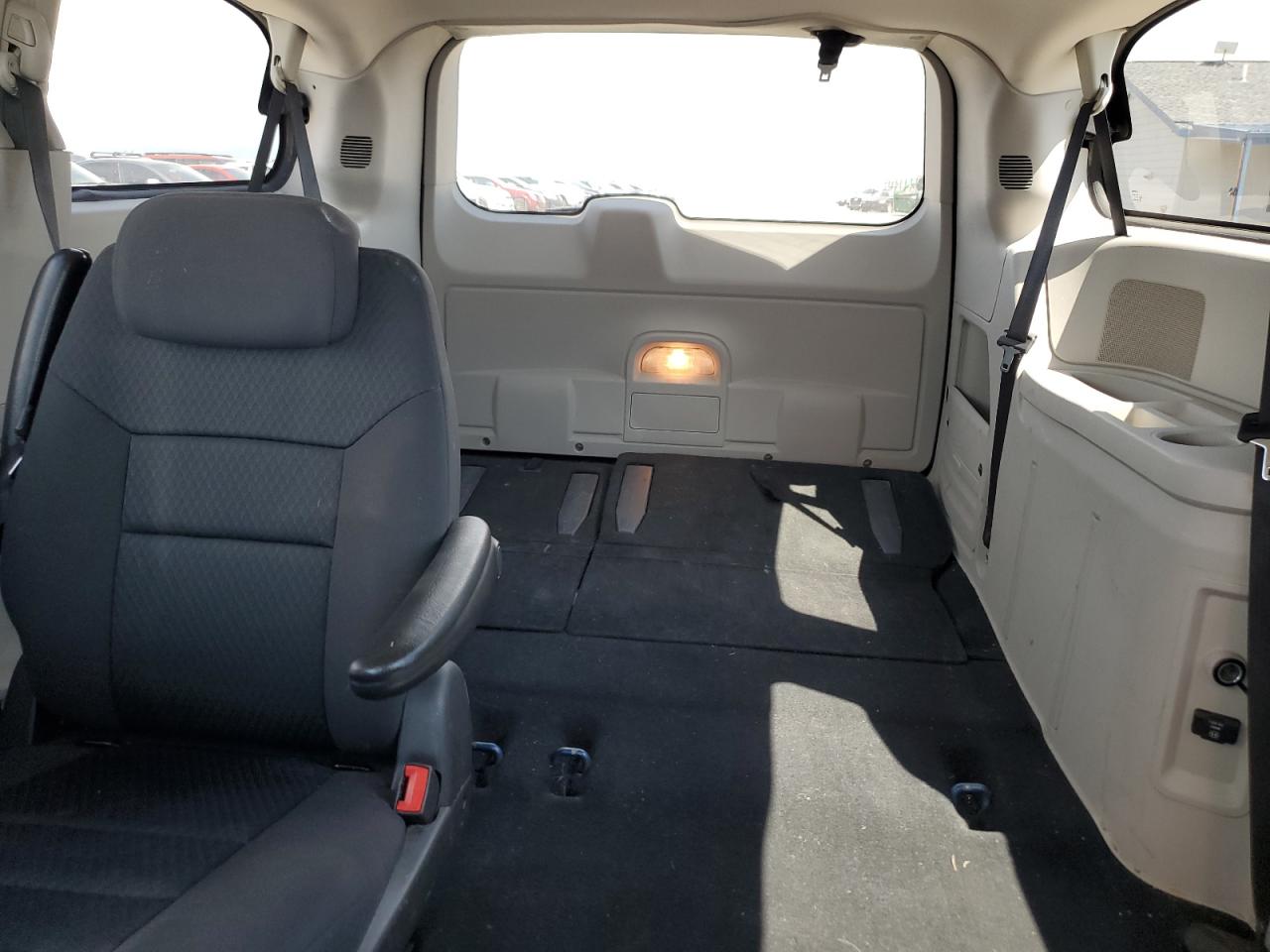 2010 Dodge Grand Caravan Sxt VIN: 2D4RN5D10AR202744 Lot: 61634065