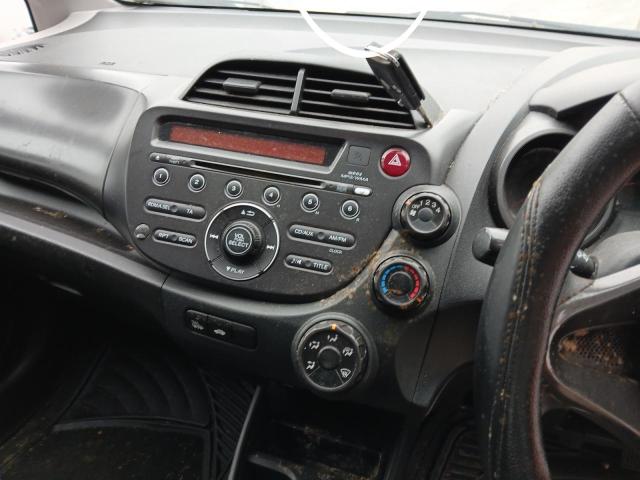 2015 HONDA JAZZ I-VTE