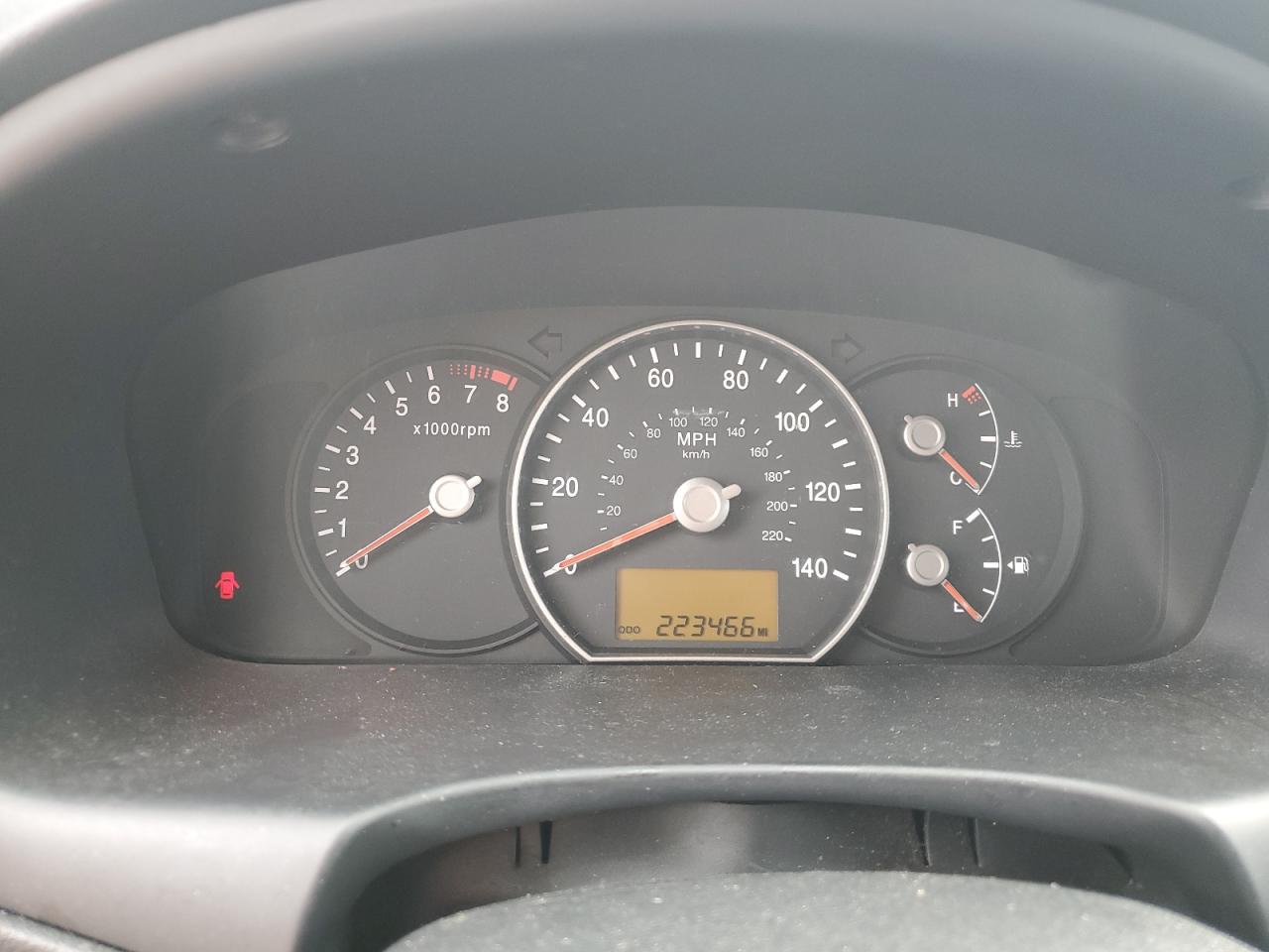 2009 Kia Rondo Lx VIN: KNAFG526597277149 Lot: 61144675