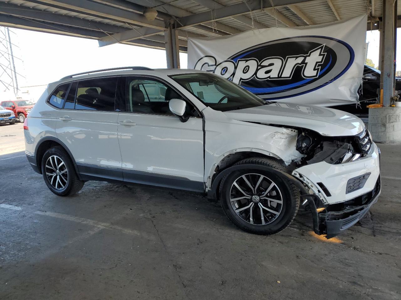 VOLKSWAGEN TIGUAN 2021 VIN 3VV3B7AX3MM047670 фото 4