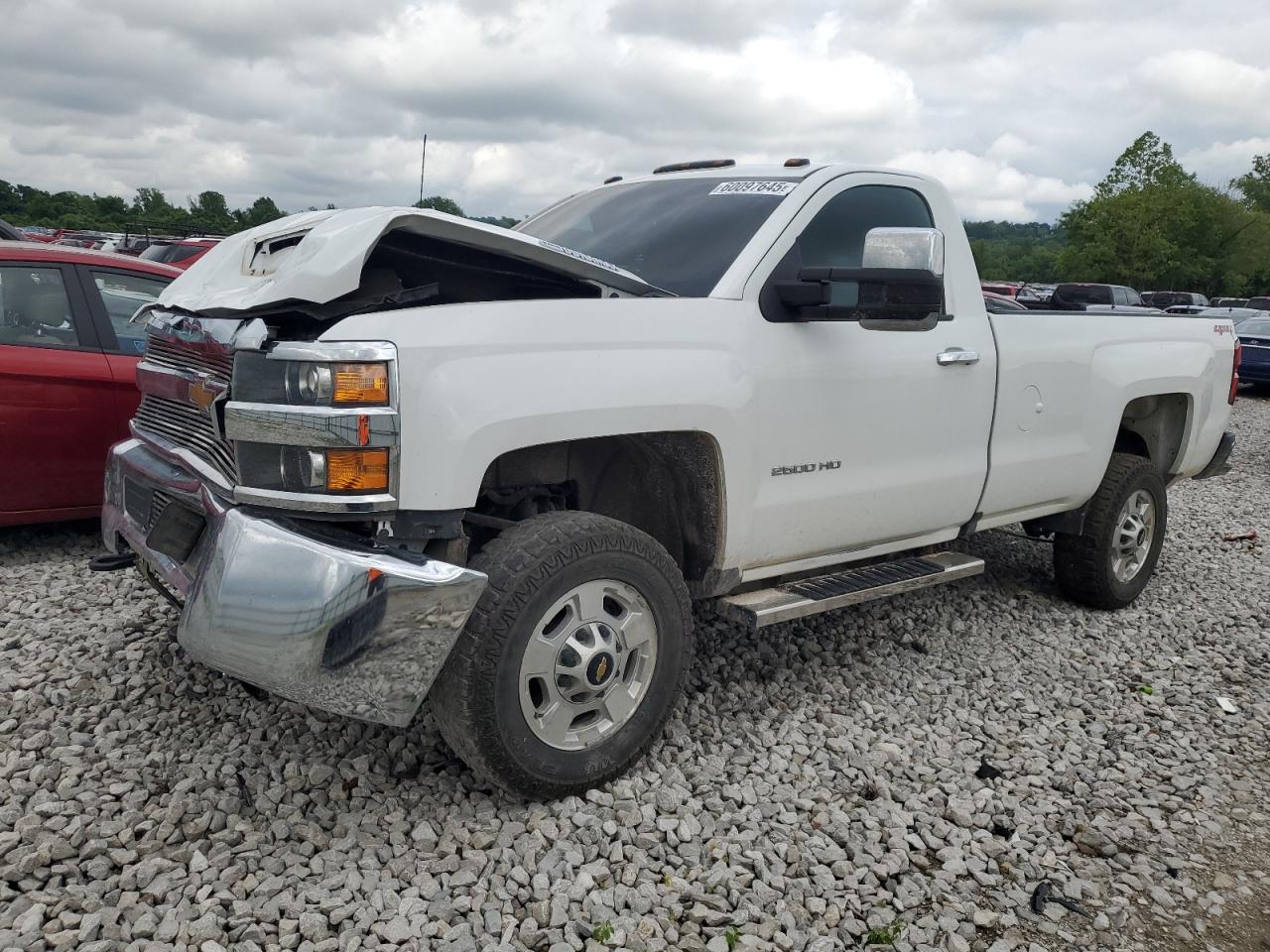 2018 Chevrolet Silverado K2500 Heavy Duty for Sale in Cahokia Heights, IL - Front End
