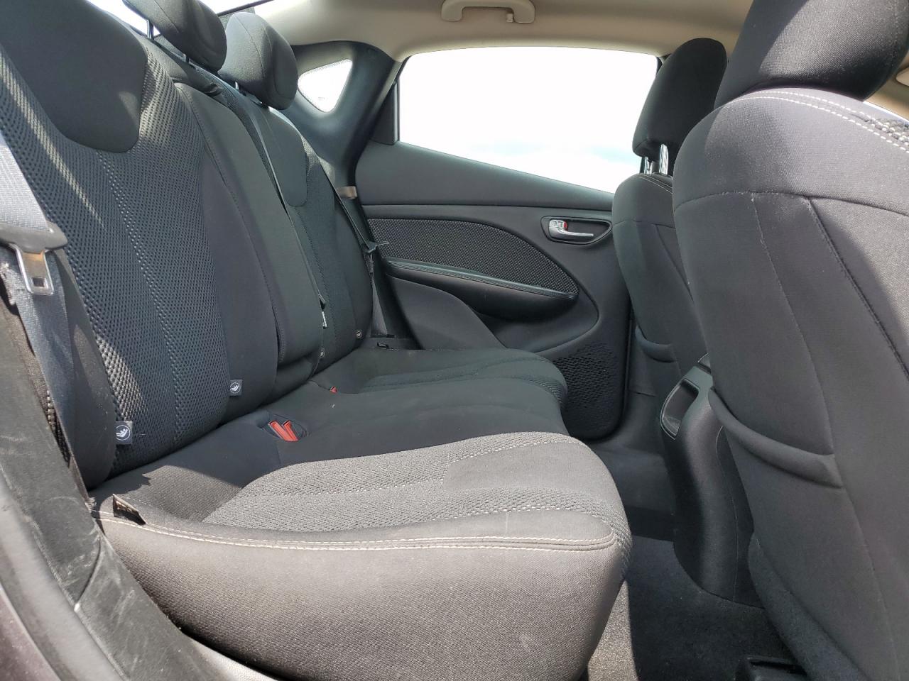 2016 Dodge Dart Sxt VIN: 1C3CDFBB9GD564224 Lot: 86250115