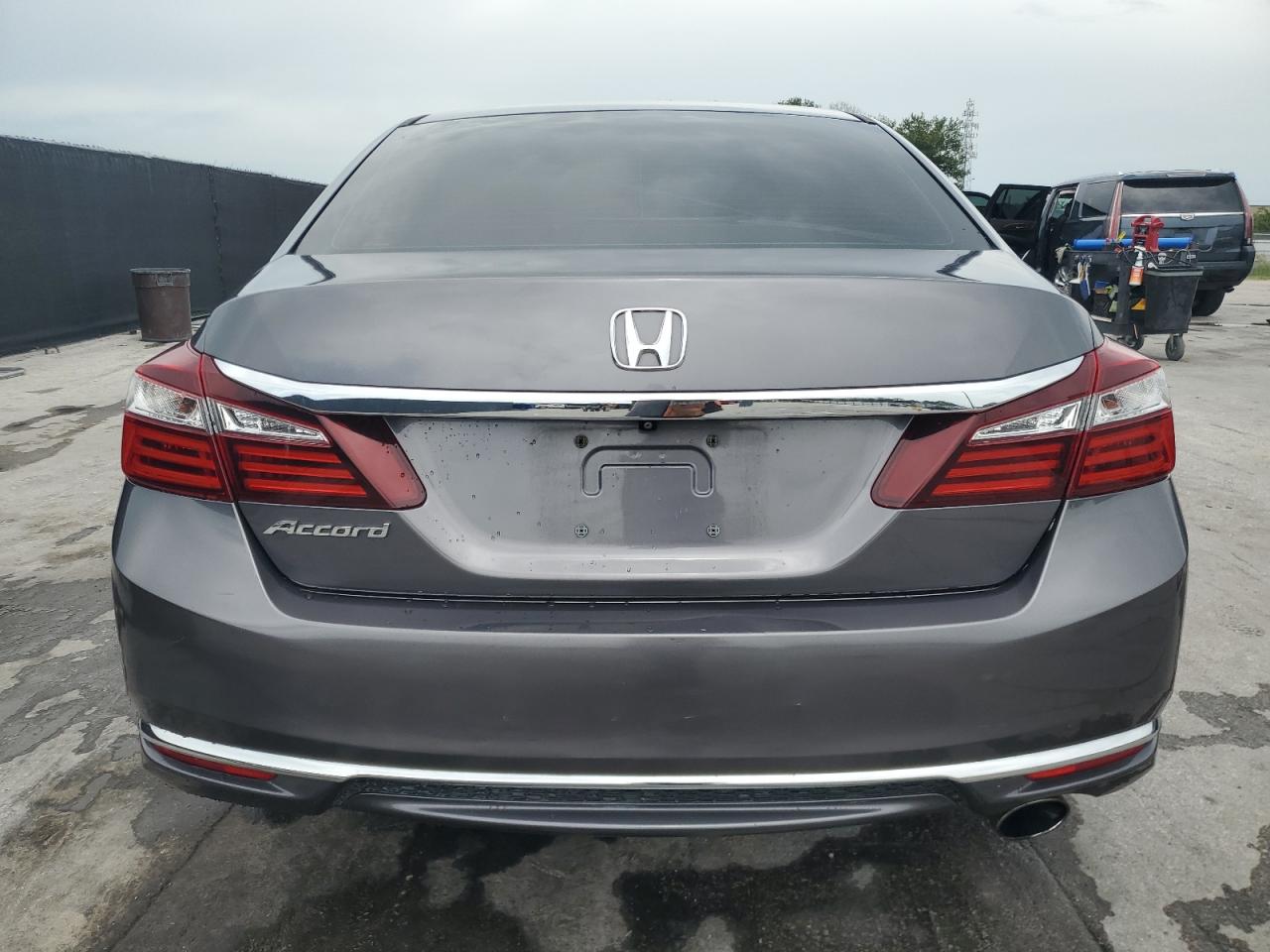 2017 Honda Accord Lx VIN: 1HGCR2F3XHA301267 Lot: 63073915