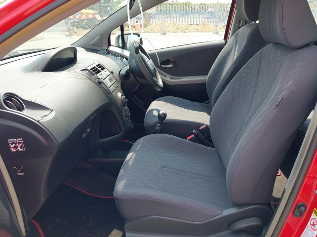 2009 TOYOTA YARIS TR V