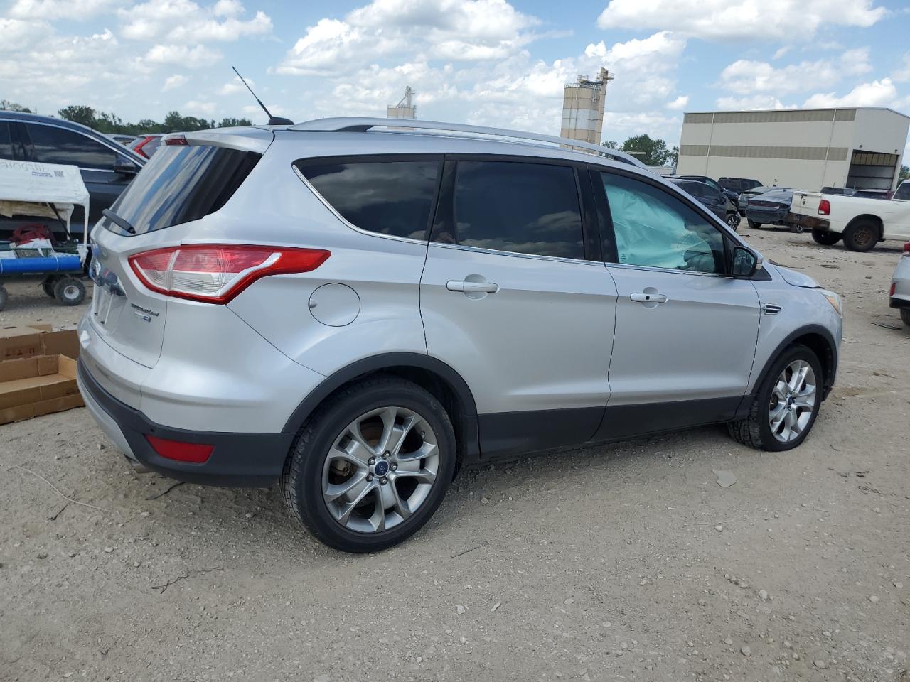 FORD ESCAPE 2016 VIN 1FMCU9J98GUA86367 фото 3