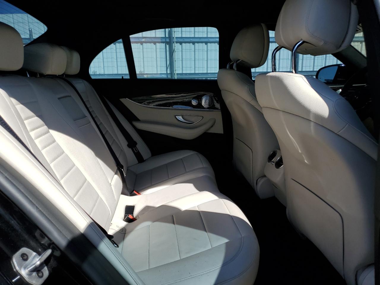 2020 Mercedes-Benz E 350 4Matic VIN: WDDZF8EB2LA743987 Lot: 62511215